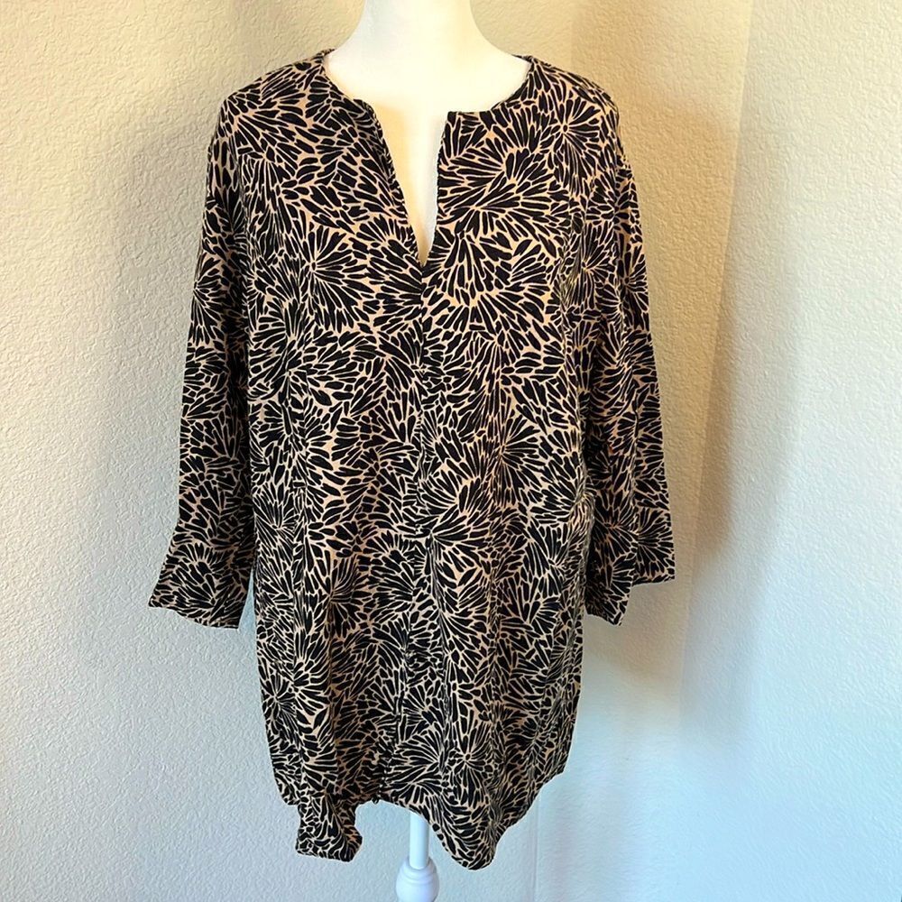 Women's White Stag Animal Print V-Neck 3/4 Sleeve Tunic Top ~ Size XXL